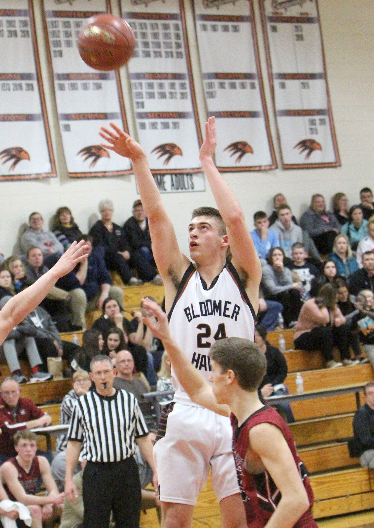 Spooner at Bloomer boys basketball 3-3-20
